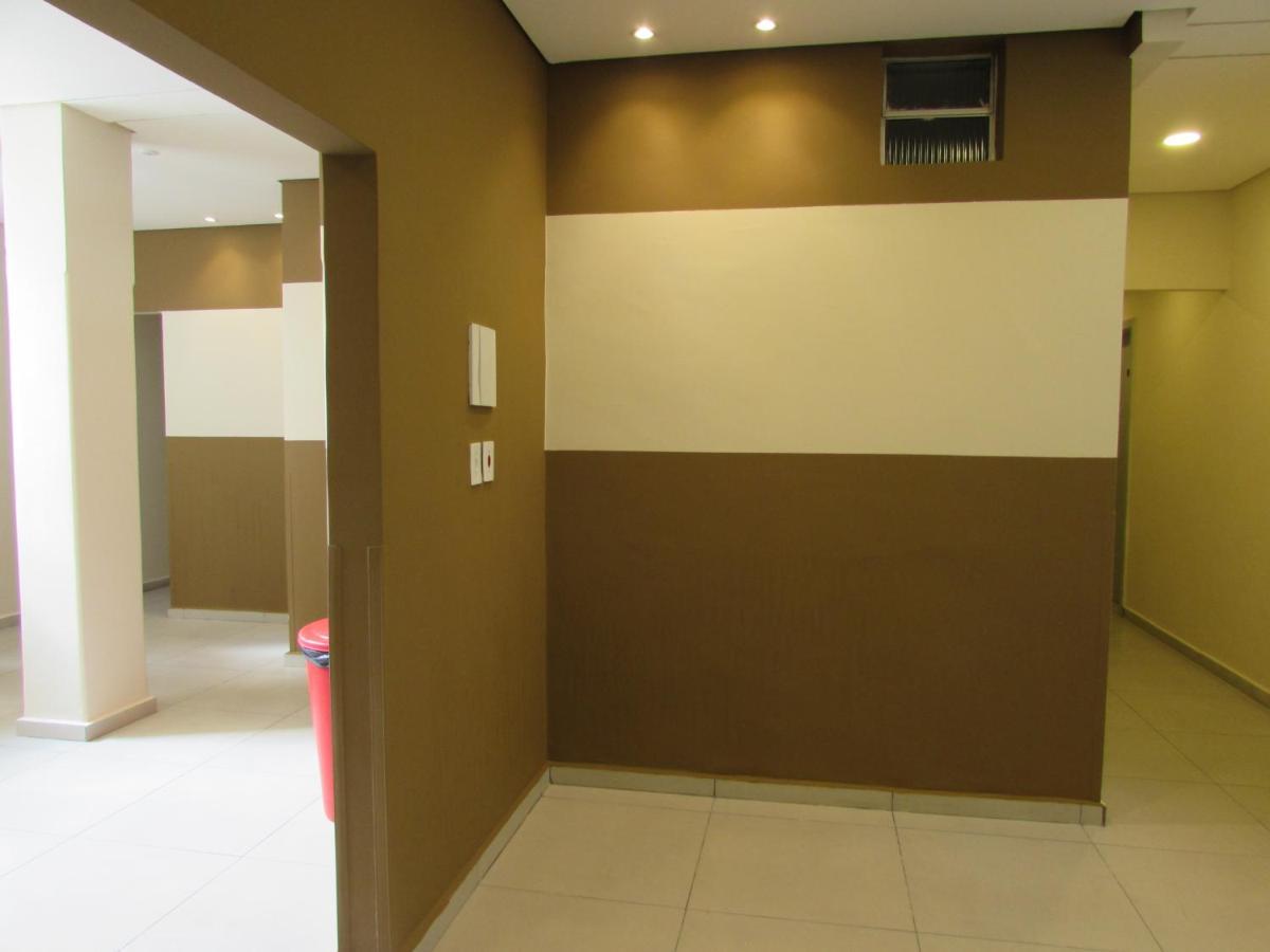 Hotel Salomao - Proximo A 25 De Marco, Bom Retiro, Bras E Rua Santa Efigenia, A 2 Minutos Do Mirante Sampa Sky E Pista De Skate Anhangabau ساو باولو المظهر الخارجي الصورة