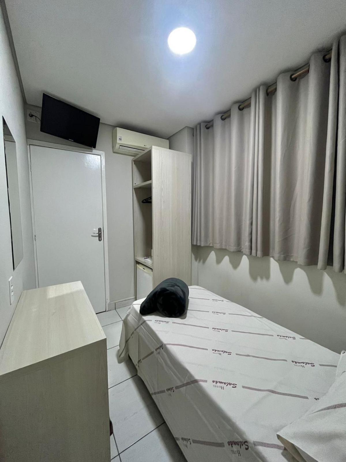 Hotel Salomao - Proximo A 25 De Marco, Bom Retiro, Bras E Rua Santa Efigenia, A 2 Minutos Do Mirante Sampa Sky E Pista De Skate Anhangabau ساو باولو المظهر الخارجي الصورة