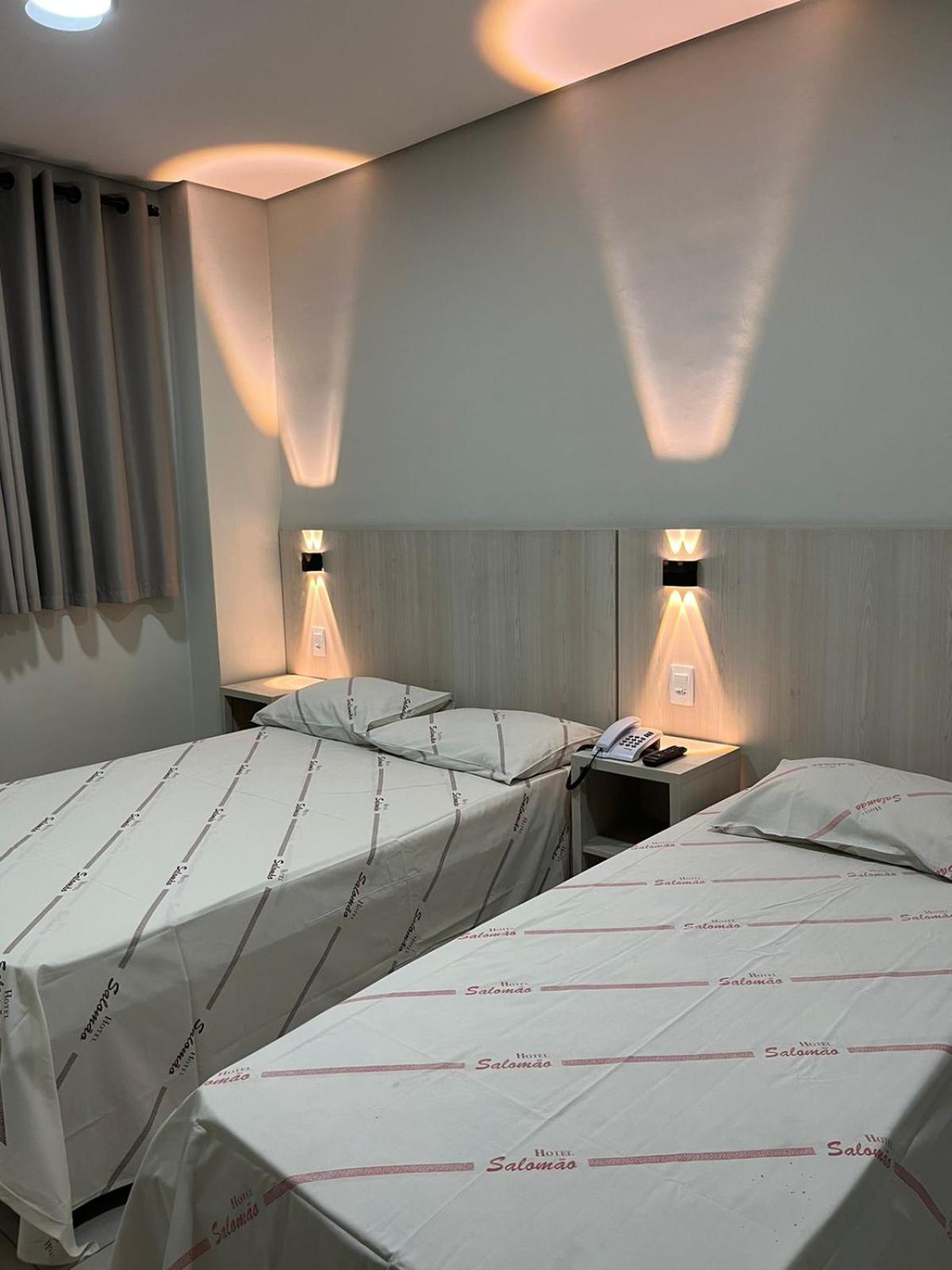 Hotel Salomao - Proximo A 25 De Marco, Bom Retiro, Bras E Rua Santa Efigenia, A 2 Minutos Do Mirante Sampa Sky E Pista De Skate Anhangabau ساو باولو المظهر الخارجي الصورة