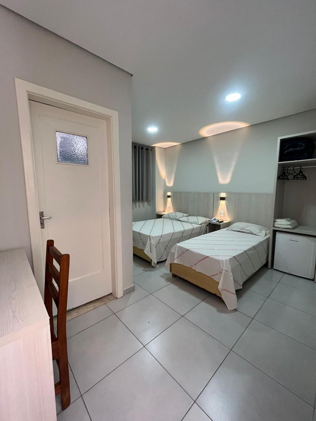 Hotel Salomao - Proximo A 25 De Marco, Bom Retiro, Bras E Rua Santa Efigenia, A 2 Minutos Do Mirante Sampa Sky E Pista De Skate Anhangabau ساو باولو المظهر الخارجي الصورة