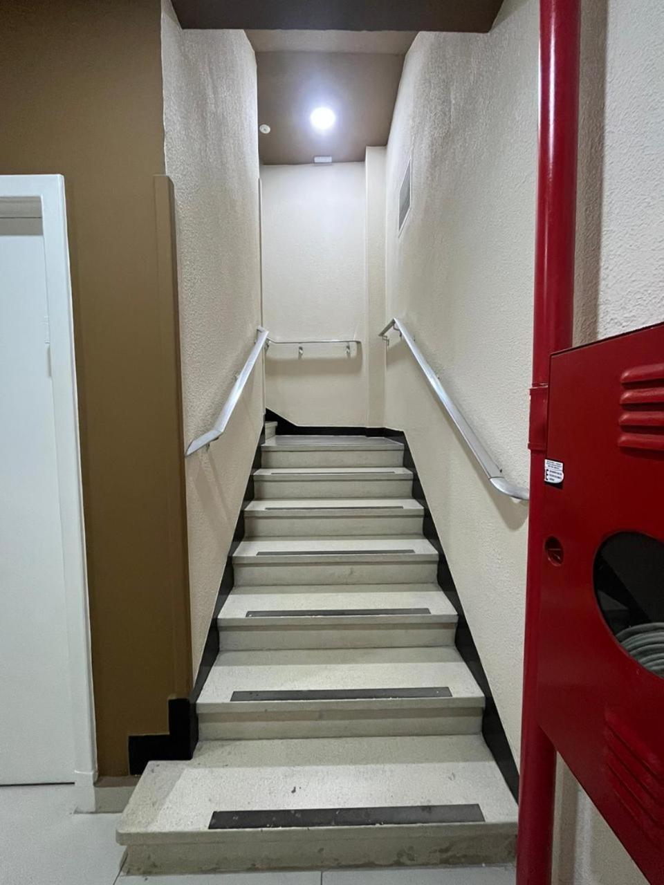 Hotel Salomao - Proximo A 25 De Marco, Bom Retiro, Bras E Rua Santa Efigenia, A 2 Minutos Do Mirante Sampa Sky E Pista De Skate Anhangabau ساو باولو المظهر الخارجي الصورة