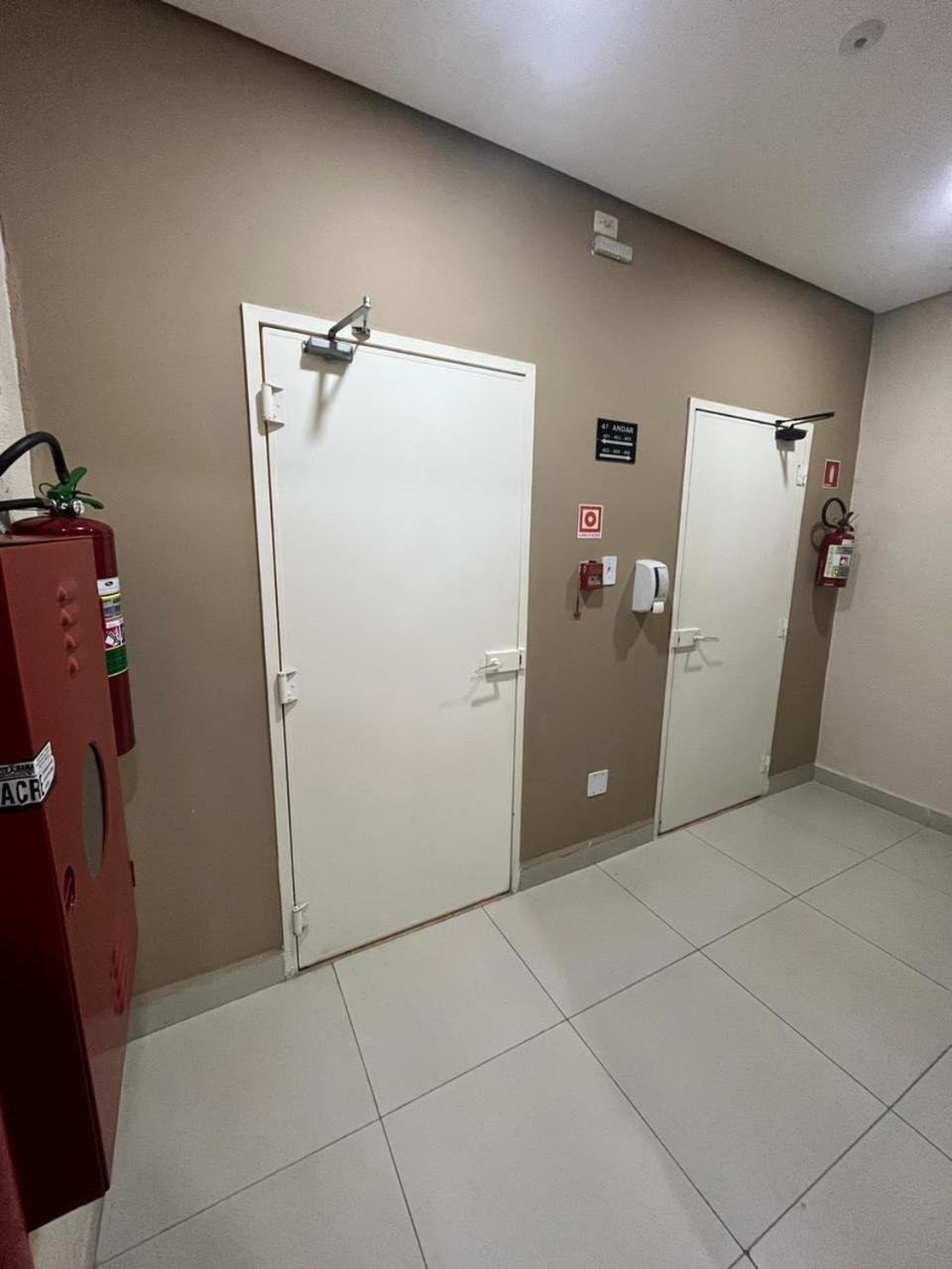 Hotel Salomao - Proximo A 25 De Marco, Bom Retiro, Bras E Rua Santa Efigenia, A 2 Minutos Do Mirante Sampa Sky E Pista De Skate Anhangabau ساو باولو المظهر الخارجي الصورة