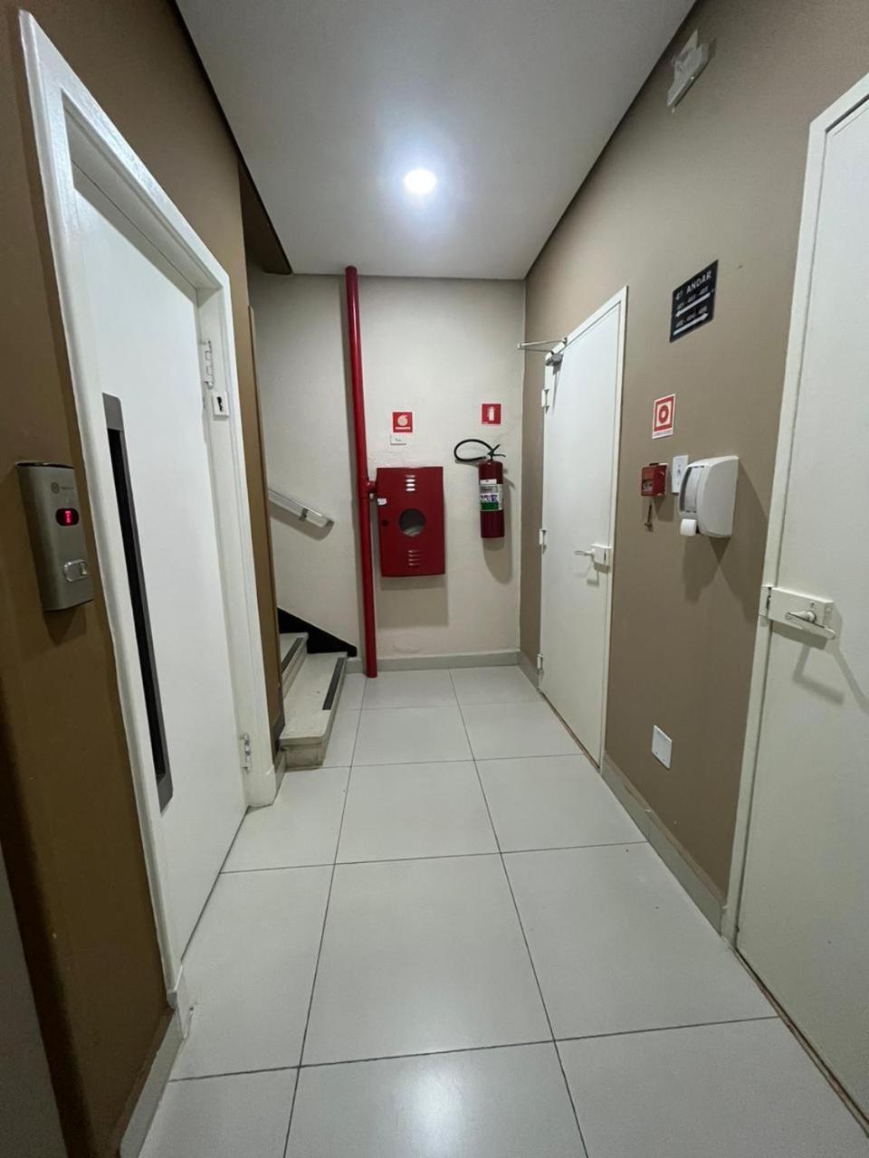 Hotel Salomao - Proximo A 25 De Marco, Bom Retiro, Bras E Rua Santa Efigenia, A 2 Minutos Do Mirante Sampa Sky E Pista De Skate Anhangabau ساو باولو المظهر الخارجي الصورة